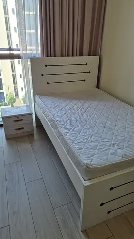 Bed single