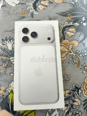 iPhone 17 Pro Max 256GB Silver - TDRA Version UNSEALED