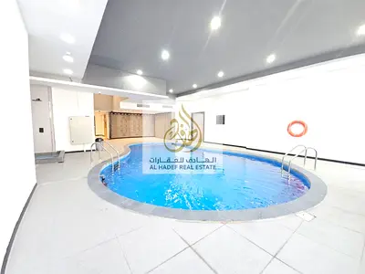 One bedroom and living room with two bathrooms, direct sea view, gym and pool inside the tower, plus one month free – an unmissable opportunity!