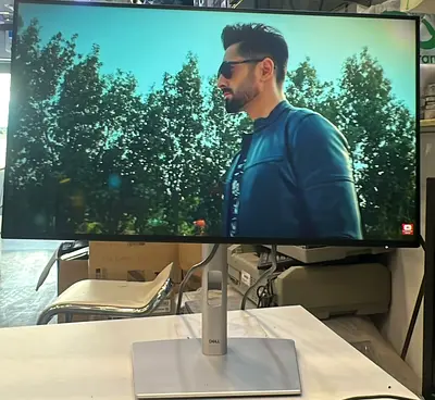 Dell 24-inch IPS Monitor with Adjustable Stand -