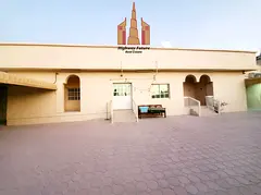 5Bed room Hall Majlis big yard parking in ghafiya 85k last