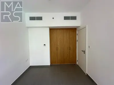 Brand New 1Bhk Apartment With Built in Wardrobes Gym pool Parking 42k