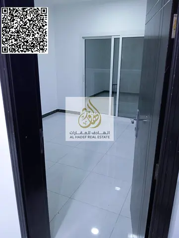 عـرض حـصـري (المويهات) ■ غرفتين وصالة (تصميم منفصل لخصوصية تامة). ■ موزع داخلي + مطبخ ممتاز + بلكونة. ■ إطلالة مباشرة على **الشارع الرئيسي**.