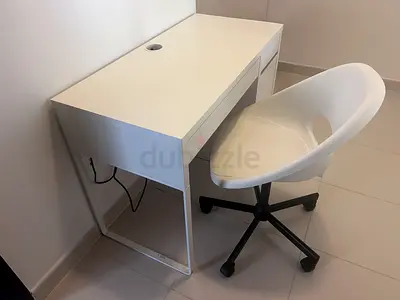 White minimalist desk with matching swivel chair - good condition