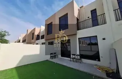 صفقة مميزة | تاون هاوس غرفتين على الشارع الرئيسي | بالقرب من الحديقة و المول | نسمة ريزيدنس – الطي، الشارقة