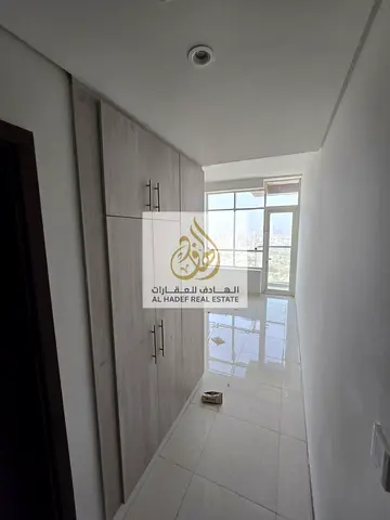 Two-bedroom apartment with a living room, second tenant, with private parking, annual rent