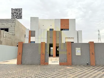 فيلا احلامك شامل رسوم التسجيل والتملك ، حوش كبير ، خمس غرف ، بجوار الخدمات مباشرة ، علي بعد دقيقتين من شارع الشيخ محمد بن زايد