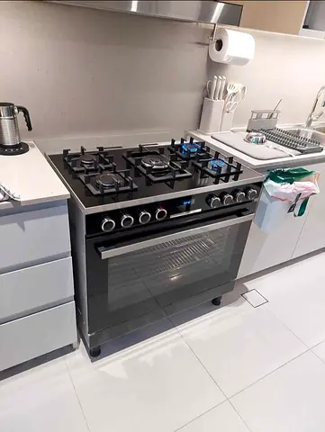 Bosch 8series Fully Gas Cooking Range 90x60cm Black