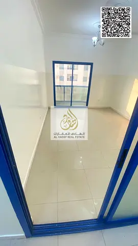 غرفة وصالة للإيجار في النعيمية | شارع الاتحاد مباشر | بلكونة | 30,000 درهم
