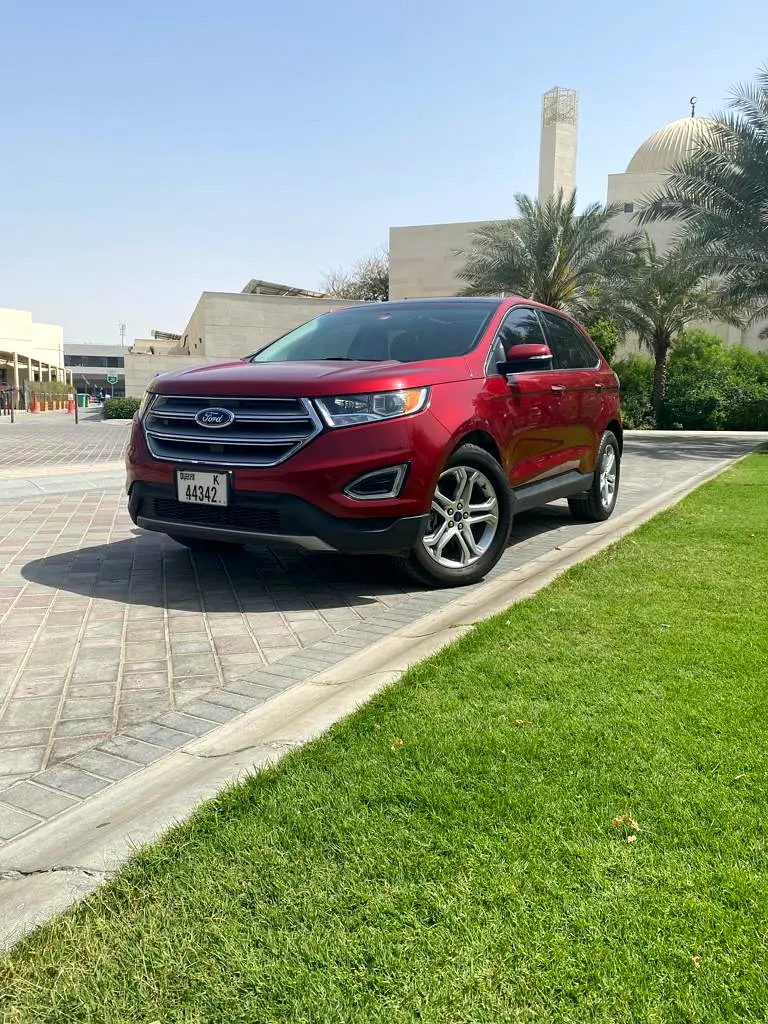 Ford Edge 2016 — photo 1 of 6