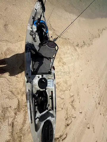 Fishing kayak