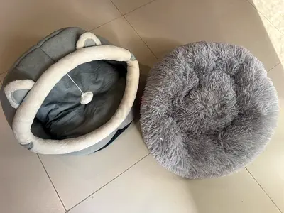 Cozy grey pet bed (plush  cave-style) - Never Used