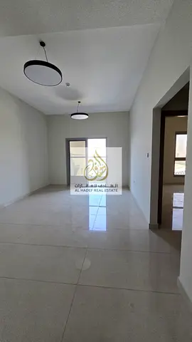 غرفة وصالة للإيجار في الجرف 2 📍 بجوار سيتي سنتر عجمان وفندق راديسون بلو ✨ تشطيب سوبر ديلوكس + باركن داخل التاور