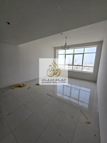✨ Annual Apartment for Rent in Ajman – Prime Location ✨ A great opportunity to live in a spacious and well-located apartment directly on Sheikh Khali