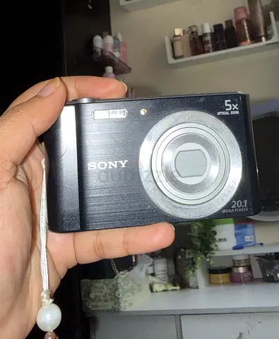 Sony Digital Camera - 20.1MP | 5x Optical Zoom