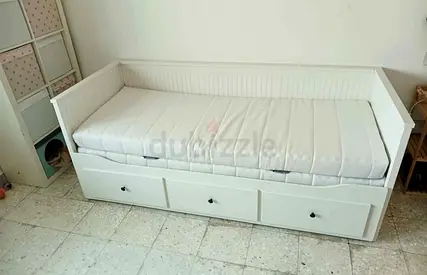 Ikea hamnes day bed with 2 mattress and 3 store Drawer
