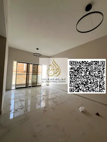 غرفه وصاله مع 2 حمام مع بلكونه اول ساكن مساحه كبيره جدا تشطيبات سوبر ديلوكس موقع متميز بالجرف 3 قريب من السوق الصيني وقريب من وودليم بارك اسكول وقريب