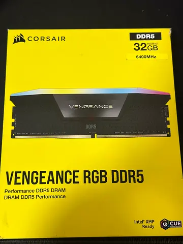 32GB DDR5 RAM Corsair 2x16GB (white/black)