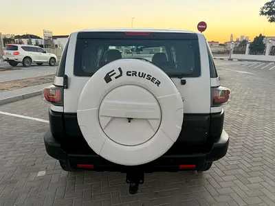 2010 Toyota FJ CRUISER photo 5