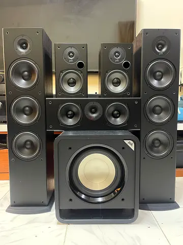 5.1 POLK AUDIO SPEAKERS AND SUBWOOFER