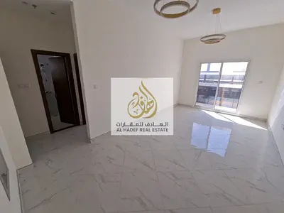 🏢 للإيجار السنوي – شقة أول ساكن غرفة وصالة في الصناعية – عجمان