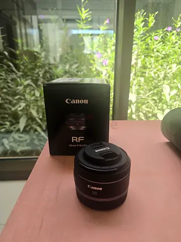 Canon RF 50mm F1.8 STM Lens