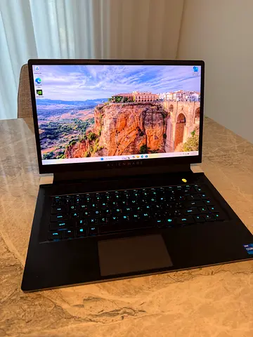 Alienware X15 R1