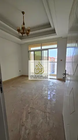 🏡 للإيجار في المويهات 3 – أول ساكن | شقة مميزة 🏡  فرصة رائعة للسكن في شقة جديدة بالكامل (أول ساكن) بمنطقة المويهات 3، موقع مميز خلف مستشفى السعودي ا