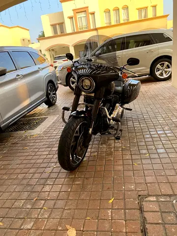 2021 Harley-Davidson Sport Glide, 1759 cc — 10K KMs, Zero Accidents, Free Helmet and Gloves
