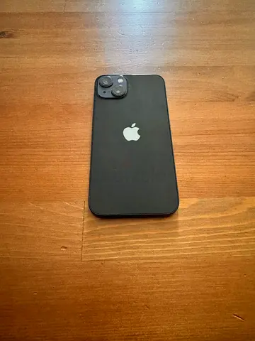 iPhone (black) in good condition - unlocked