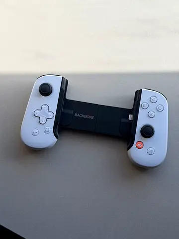 Backbone-style mobile gaming controller (iPhone lightening) - perfect condition