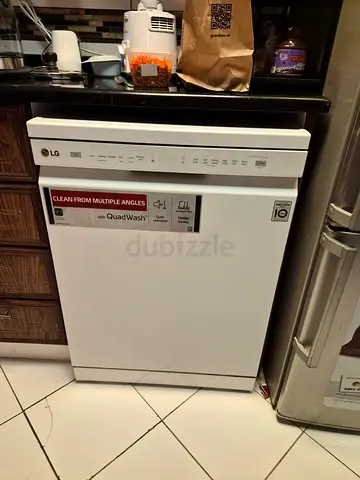 LG QuadWash Dishwasher White