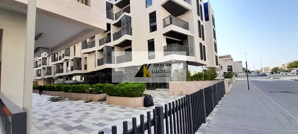 Ideally Located Commercial Shop