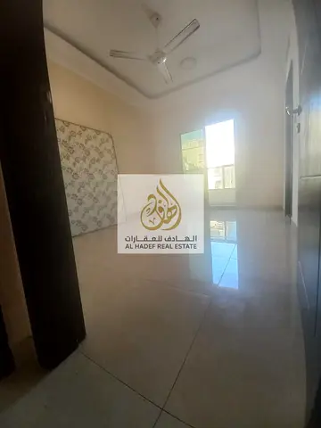 🏡✨ للإيجار في عجمان – شقة غرفة وصالة في النعيمية 2 ✨🏡  📍 الموقع: النعيمية 2، عجمان ✔ قريبة من فندق العين ✔ في الجهة المقابلة لـ كباب الأفغاني ✔ موق