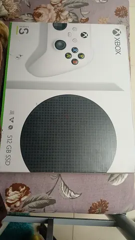 Xbox series s 1 controller and box