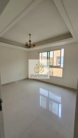 للإيجار في منطقة المويهات 3  ثلاث غرف وصاله مع 3حمام مع بلكونه مع خزانه بالحائط خلف مستشفى السعودي الألماني قريبه من مجمع المدارس  مساحات كبيرة تسهيل