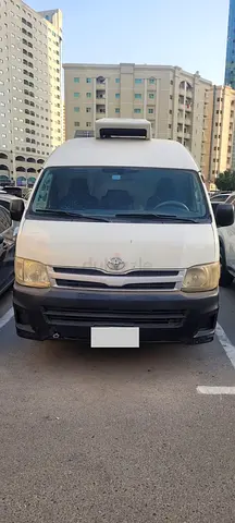 Toyota Hiace//Highroof// Chiller 2011 GCC Specs