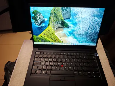 Lenovo ThinkPad i7 laptop, 16GB Ram, 500GB SSD, Windows 11 Pro - good working condition