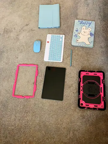 S6 lite tablet 128gb with 3 covers and og pen and keyboard and pen