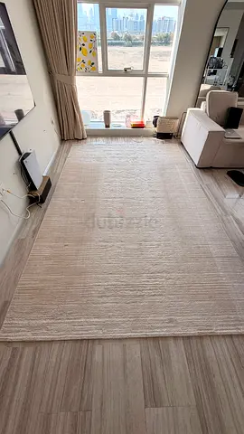 Beige textured rug carpet 300x200 cm for sale in Dubai