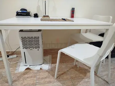 Dinning Table