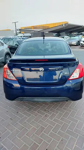 2019 Nissan VERSA 照片 7