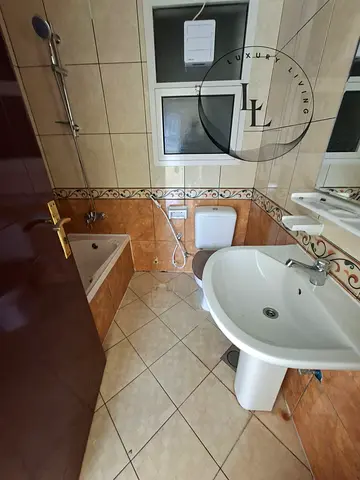 PARK VIEW BIG 3 BHK JUST 55K 4 BATHROOMS READY TO MOVE NEAR SAFIA PARK NEAR DUBAi