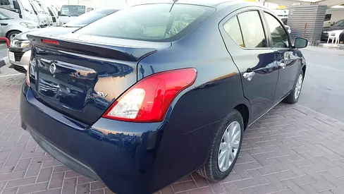 2019 Nissan VERSA 照片 6
