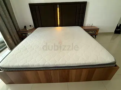 Full room set with bed, side table , dresser , night lamp