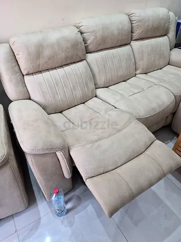 Royal Frurnitures 6 Seaters Recliner-Sofa available for sale at 1900 dhs.
