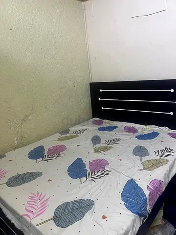 Single bed frame with mattress — good conditionPh:0543879772