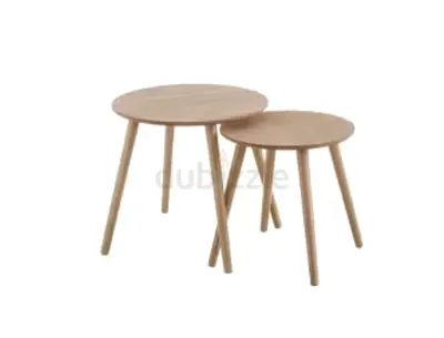 Set of 2 Round Wooden Nesting Side Tables - Light Oak Finish