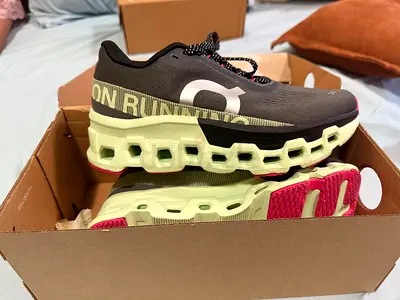On Running Cloudultra Womens Running Shoes - Size Unknown, Lightly Used