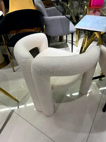 Modern Curved Upholstered Accent Chair in Cream Bouclé